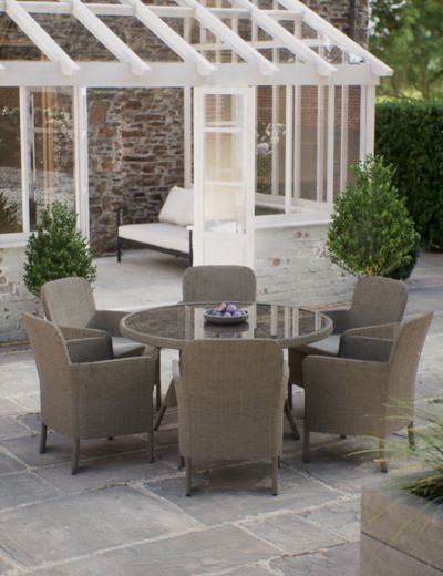 Marlow 6 Seater Rattan Effect Round Garden Table & Chairs